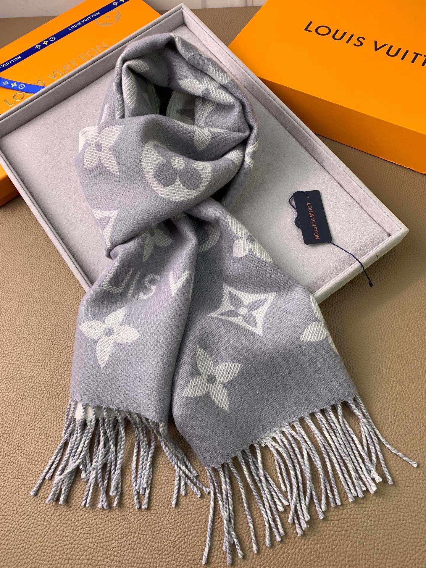 Louis Vuitton Scarf